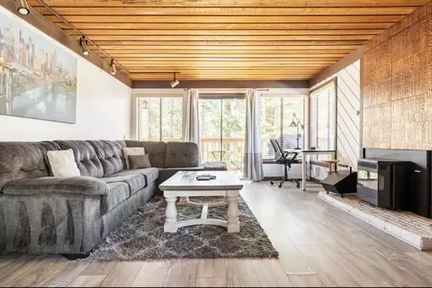 414 Rainbow Ln #112, Mammoth Lakes, CA 93546