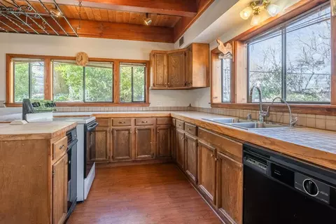 33 Quail Ln, Bishop, CA 93514 photo 8