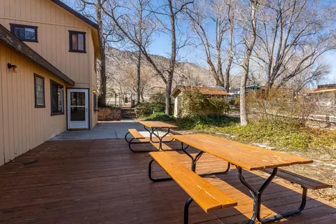 33 Quail Ln, Bishop, CA 93514 photo 3
