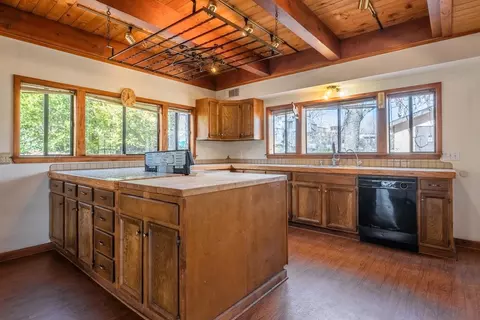 33 Quail Ln, Bishop, CA 93514 photo 9