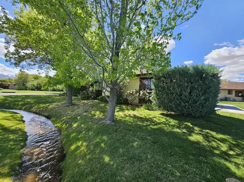 124 Desiderata Ln, Bishop, CA 93514 photo 7