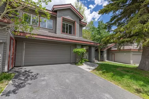 521 Golden Crk #521, Mammoth Lakes, CA 93546