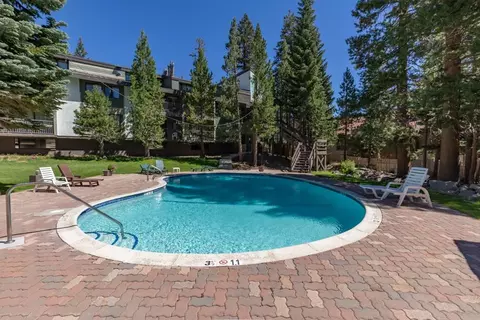 895 Canyon Apt 66 Blvd #66, Mammoth Lakes, CA 93546
