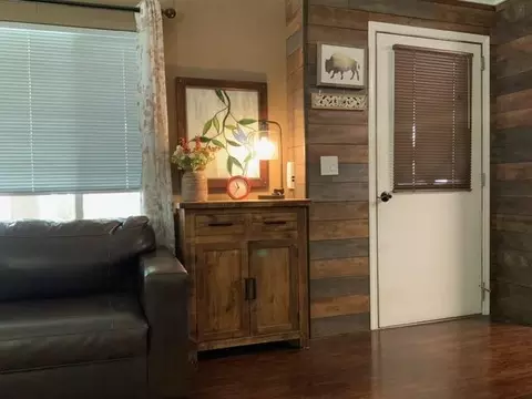 2269 Galloway Ave, Bishop, CA 93514 photo 4