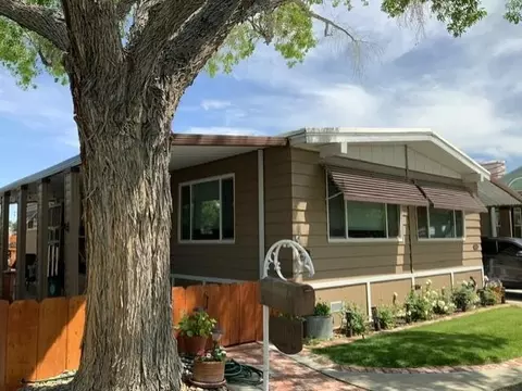 2269 Galloway Ave, Bishop, CA 93514 photo 2