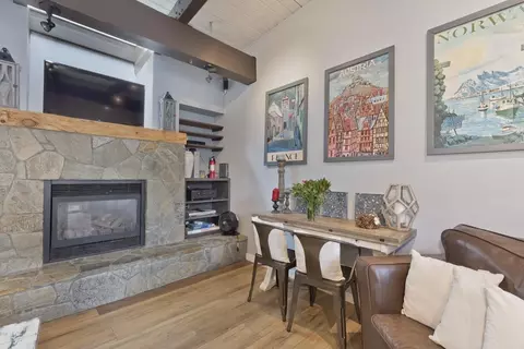 4 Kelley Rd #5, Mammoth Lakes, CA 93546