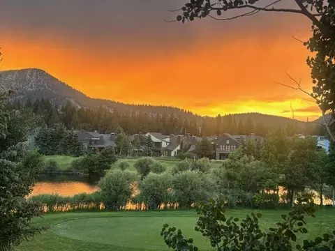 704 Fairway Cir #704, Mammoth Lakes, CA 93546