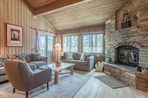 435 Lakeview #117, Mammoth Lakes, CA 93546