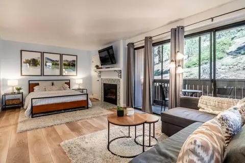 153 Lake Mary Rd #19, Mammoth Lakes, CA 93546
