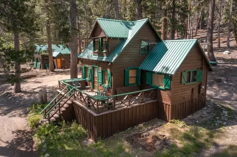 200 Apt 3 Twin Rd, Mammoth Lakes, CA 93546