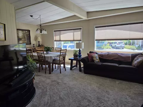 1495 Argyle Ln, Bishop, CA 93514 photo 6