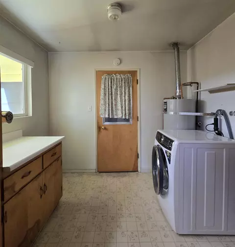 286 Hanby Ave, Bishop, CA 93514 photo 10