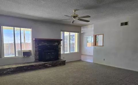286 Hanby Ave, Bishop, CA 93514 photo 2