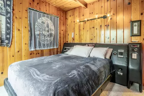 319 Pinecrest, Mammoth Lakes, CA 93546 photo 8