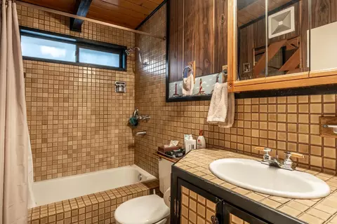 319 Pinecrest, Mammoth Lakes, CA 93546 photo 12