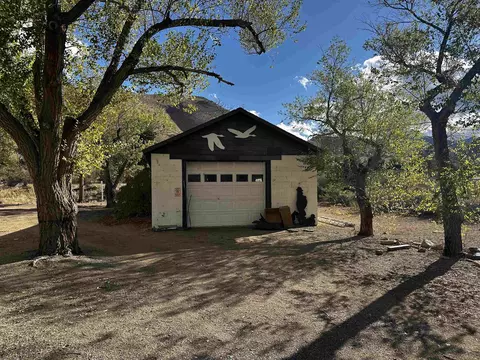 Exterior - 106921 Highway 395, Walker, CA 96107 photo 4 of 4