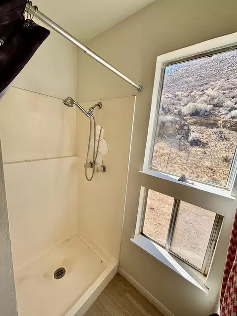 57 Bir Rd, Bishop, CA 93514 photo 14