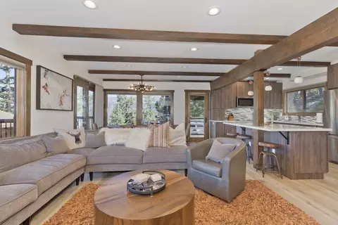 670 John Muir Rd #1, Mammoth Lakes, CA 93546
