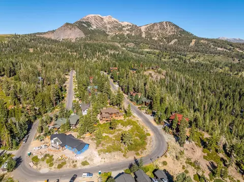 480 Fir St #53, Mammoth Lakes, CA 93546