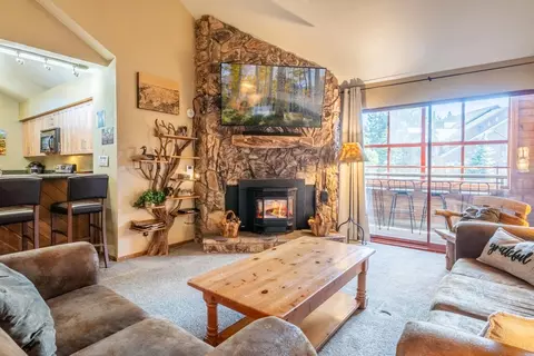 865 Majestic Pines Dr #318, Mammoth Lakes, CA 93546