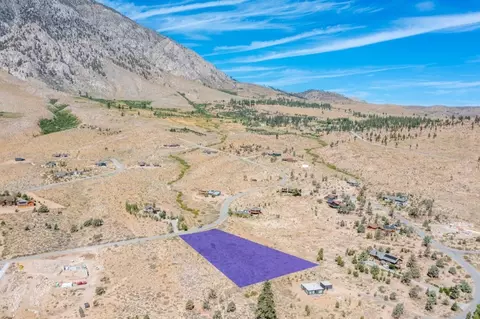 569 Rimrock Dr #24, Swall Meadows, CA 93514