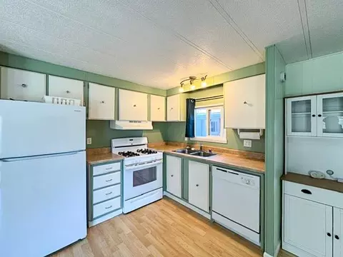 198 Maciver Apt 2 St, Bishop, CA 93514 photo 4