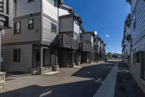 28 Oak Tree Way #7, Mammoth Lakes, CA 93546 photo 31