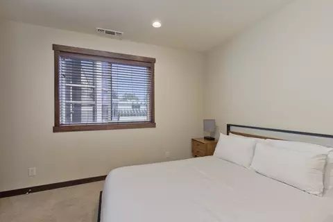 28 Oak Tree Way #7, Mammoth Lakes, CA 93546 photo 17