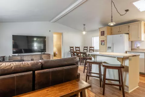 100 Ski Trl #51, Mammoth Lakes, CA 93546