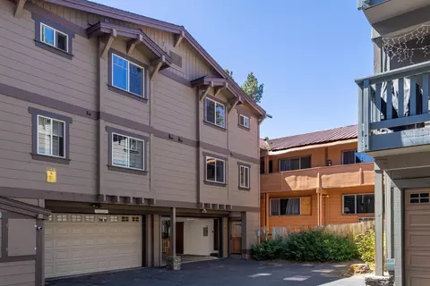85 Mountain Blvd #8, Mammoth Lakes, CA 93546