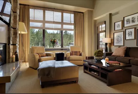 50 Canyon Blvd #A1-7, Mammoth Lakes, CA 93546