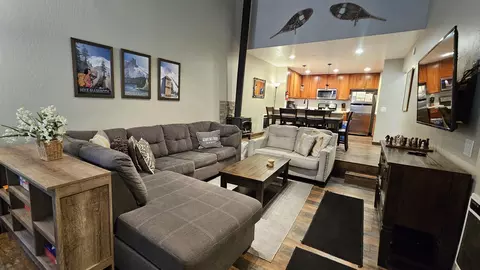 2252 Meridian Blvd #13, Mammoth Lakes, CA 93546