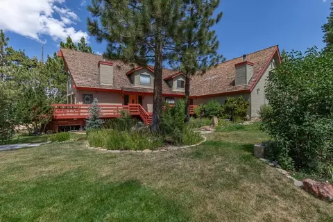 68 Wheeler View Dr, Mammoth Lakes, CA 93546