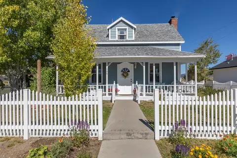 106 Emigrant St, Bridgeport, CA 93517