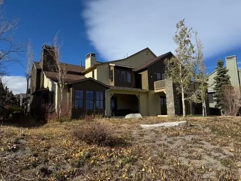1172 Pyramid Peak Dr #1172, Mammoth Lakes, CA 93546