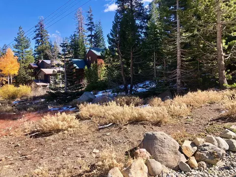 41 Convict Pl, Mammoth Lakes, CA 93546 photo 2