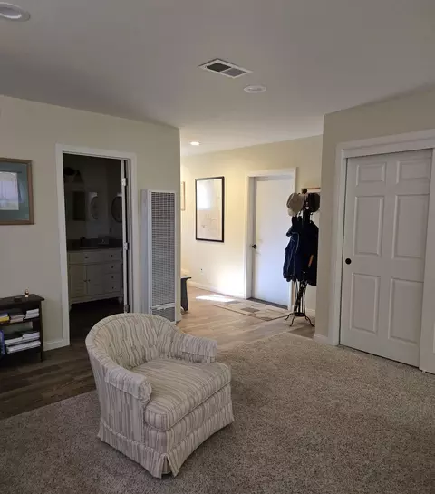 152 Iris Dr, Bishop, CA 93514 photo 6