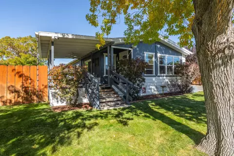 2307 Grazide Cir, Bishop, CA 93514