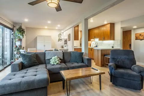 248 Mammoth Slopes Dr #43, Mammoth Lakes, CA 93546