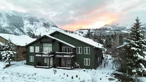 819 Fairway Cir #819, Mammoth Lakes, CA 93546