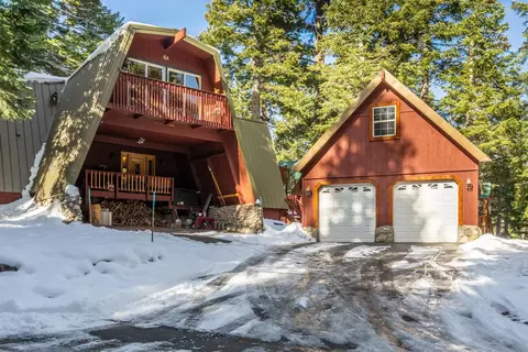 64 Mill St, Mammoth Lakes, CA 93546