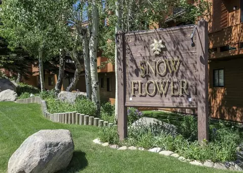 4710 Minaret Rd #87, Mammoth Lakes, CA 93546