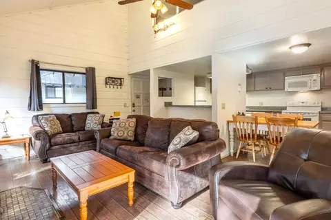 2289 Sierra Nevada Rd #C-8, Mammoth Lakes, CA 93546