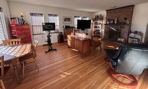 Living - 157 Johnston Dr, Bishop, CA 93514 photo 1 of 2