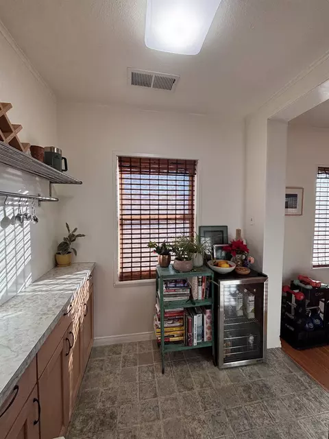 Kitchen - 157 Johnston Dr, Bishop, CA 93514 photo 2 of 2