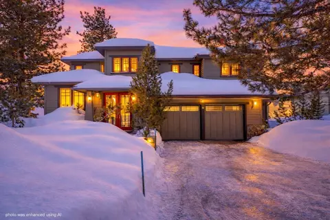 56 Wagon Rd, Mammoth Lakes, CA 93546