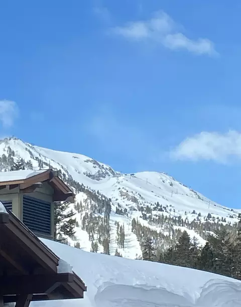 100 Canyon Blvd #3414, Mammoth Lakes, CA 93546