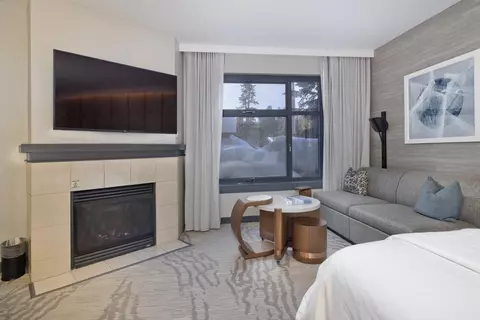 50 Hillside Apt 226 Dr #226, Mammoth Lakes, CA 93546
