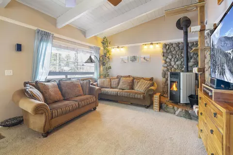 1875 Old Mammoth Rd, Mammoth Lakes, CA 93546