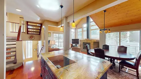 3600 Chateau Rd #2, Mammoth Lakes, CA 93546